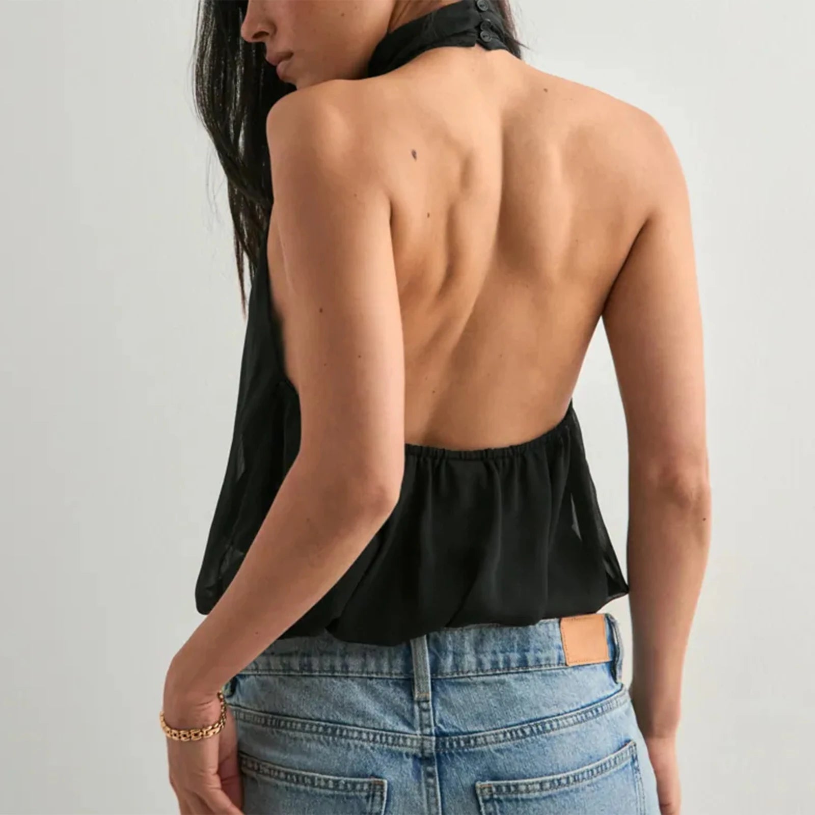 Top halter crop con schiena scoperta