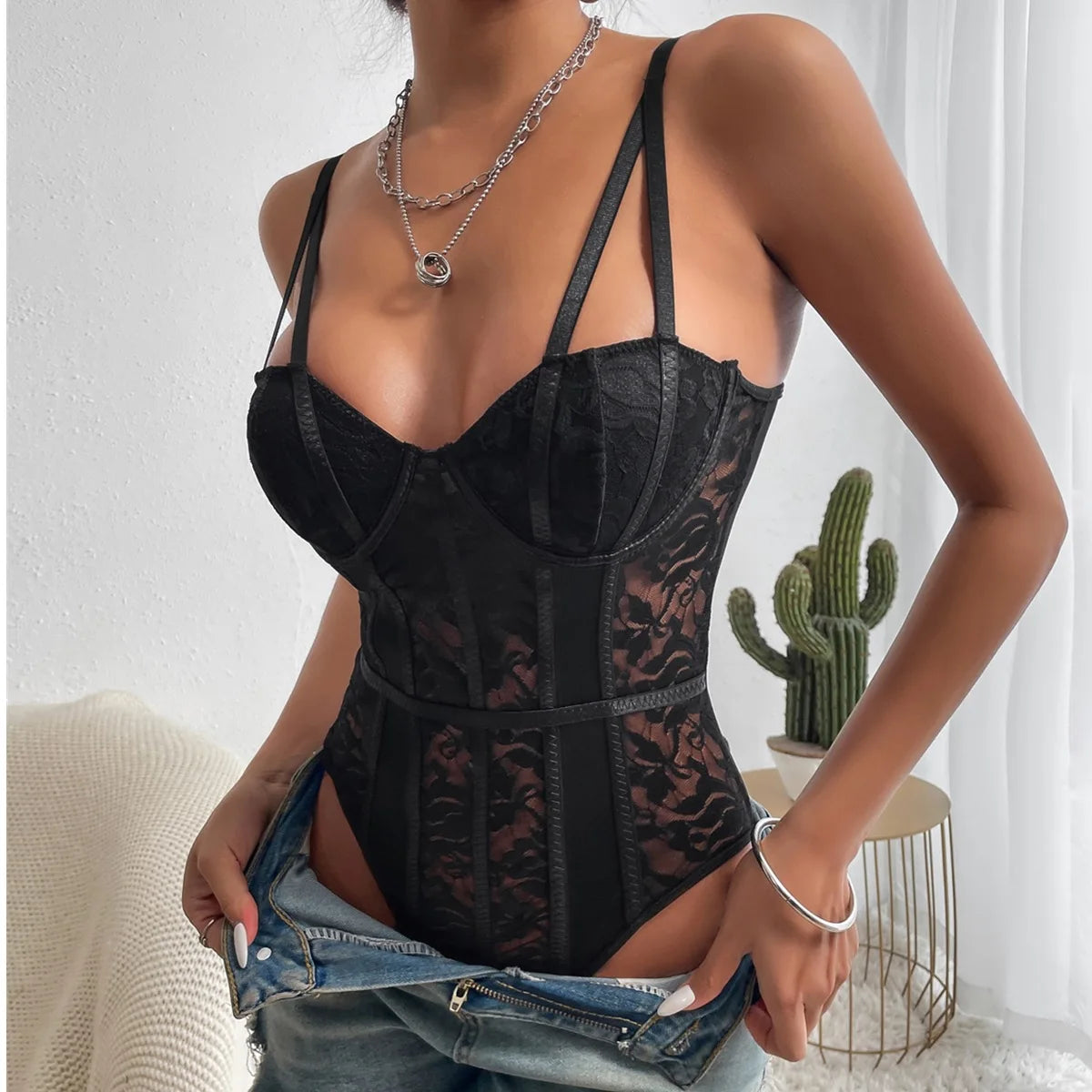 Body in pizzo donna